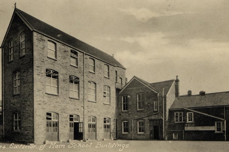 Exterior of main school buildings at rear. 
Kingsbridge Grammar School [KGS], when at 20 Fore Street, Kingsbridge